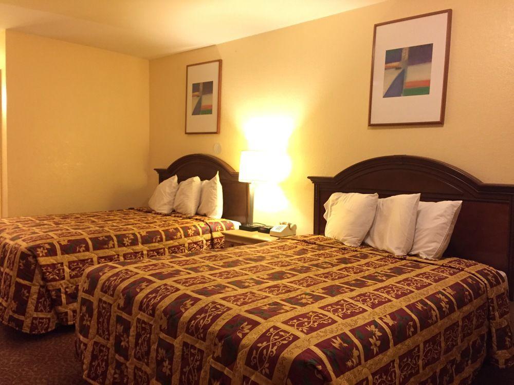 Beachway Inn Arroyo Grande Buitenkant foto