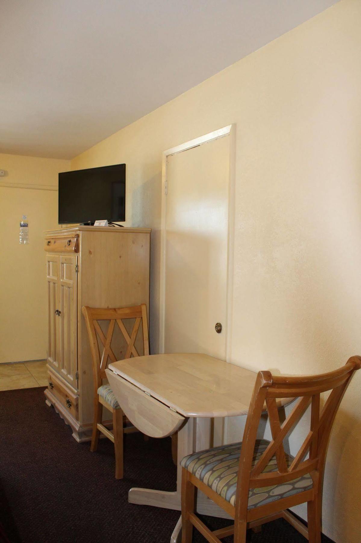 Beachway Inn Arroyo Grande Buitenkant foto