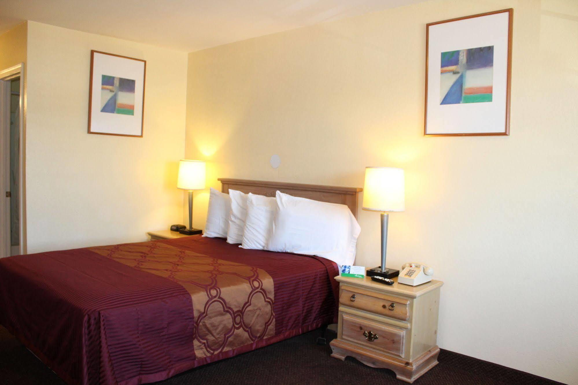 Beachway Inn Arroyo Grande Buitenkant foto